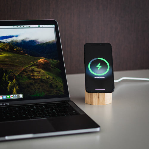 Wooden MagSafe Wireless Charger for iPhone, Android. Fast Qi2 25W